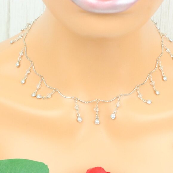 "Minimalist & Elegant Necklace Chain – Perfect for Women & Girls | UNVRC1072 - Picture 9 of 10